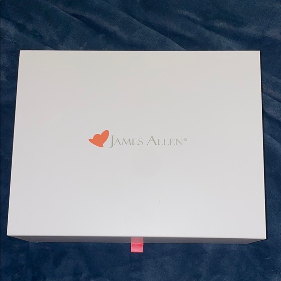 2.56 E VVS1 Emerald cut LAB diamond ring - Picture 4 of 17